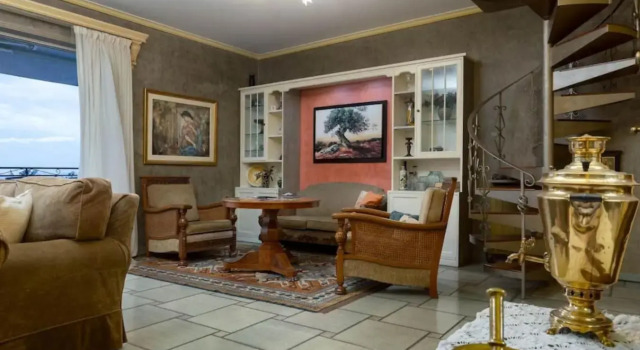 165 sm Penthouse Maisonette Apartment