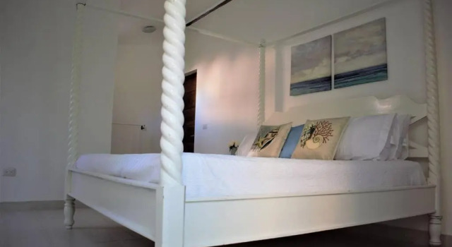 2.EUROCARIBE SUITES PUNTA CANA BEACH LOS CORALES pool wifi 2 min from the beach, Prenota Appartamento Bávaro Punta Cana