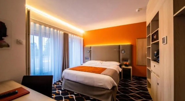 Двухместный номер Superior с балконом Hotel Eden