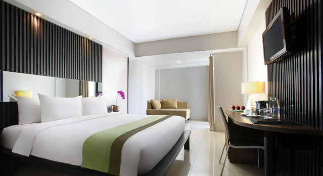 Двухместный люкс Deluxe Hotel Santika Kuta