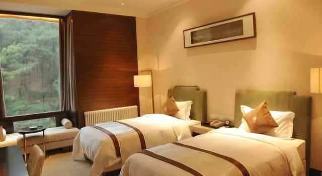 景忠山万松禅院度假酒店, Book Hotel 4-stjernede hoteller i Tangshan, 4*