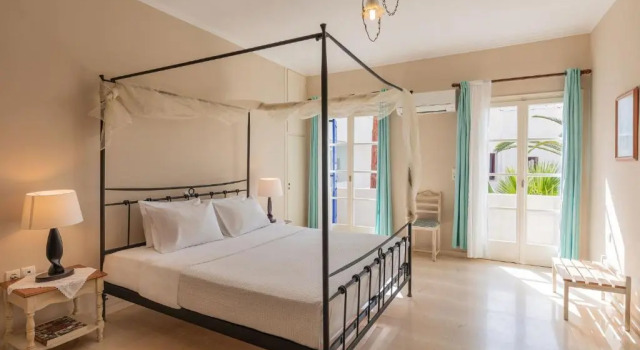 Люкс с видом на море The Boathouse Hotel