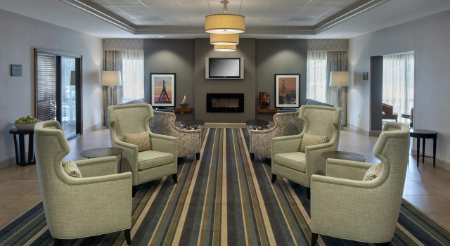 Hampton Inn Boston - Logan Airport