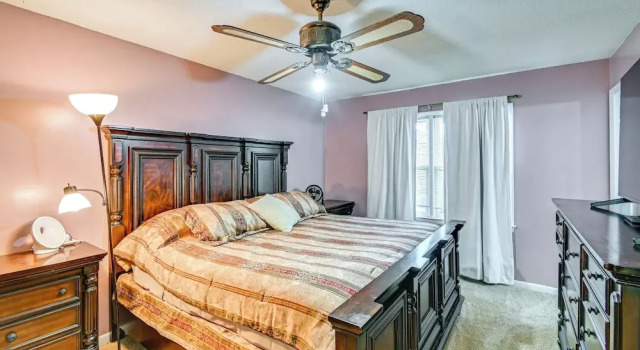 Near Fort Liberty: Home w/ Yard in Fayetteville!, Buchen Sie Ferienhaus Fayetteville North Carolina