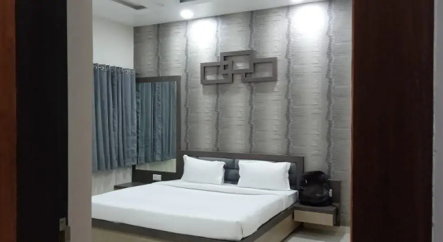 Hotel Grand Royal