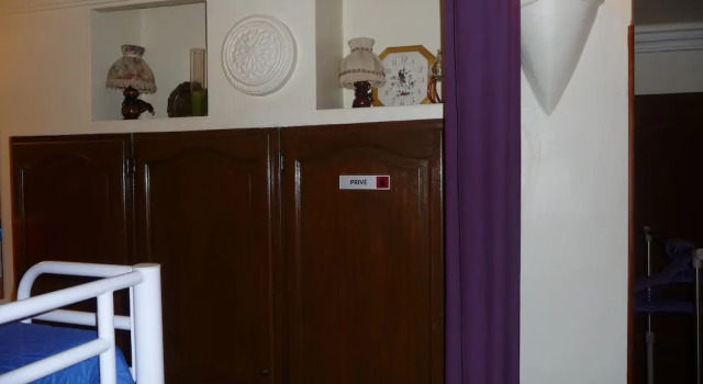 Le coin tranquille, Prenota Hotel Hotel a Alvernia con parcheggio, Parcheggio