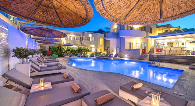 Номер Standard Elounda Garden Suites Heated Pool