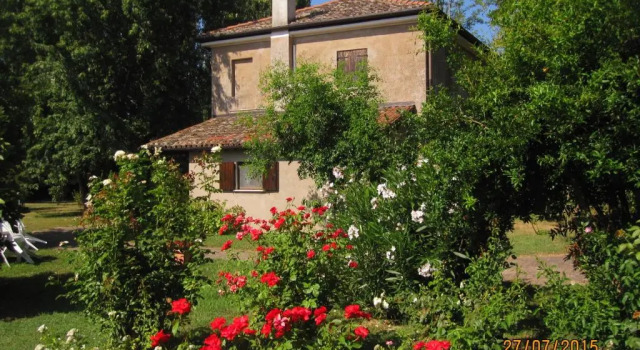 Апартаменты Holiday Home Giaron