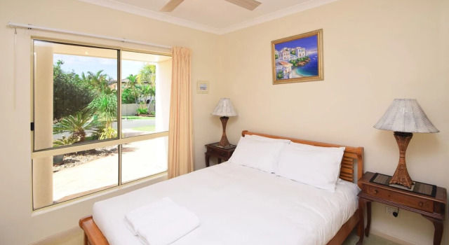 Fabulous Pet Friendly Family Home - 3 Carribean Court, Varaa Hotelli Castaways Beach Queensland