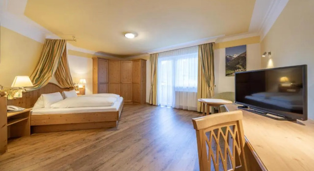 Двухместный номер Standard с балконом Hotel Similaun
