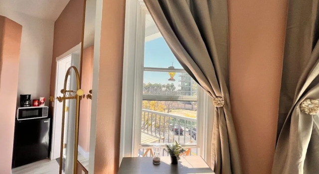 Номер Premium Somerset Hotel