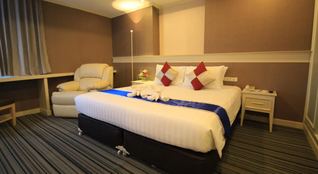 Полулюкс โรงแรมวีวิช V Wish Hotel