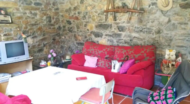House With 4 Bedrooms in Baralla, With Furnished Garden, Book Hotel  