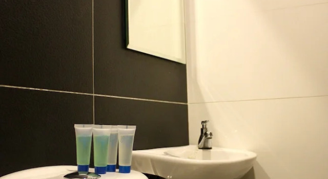Четырёхместный номер Standard Vio Hotel