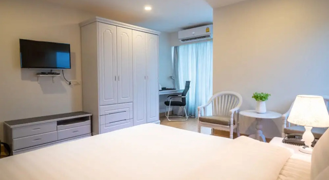 Полулюкс The Kinn Bangkok