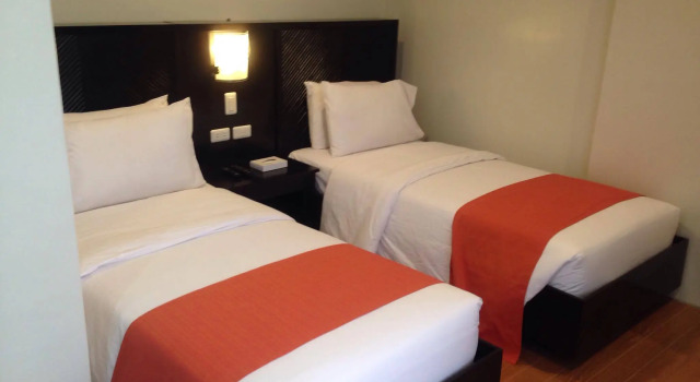Двухместный номер Deluxe RedDoorz Plus at Hotel Esse