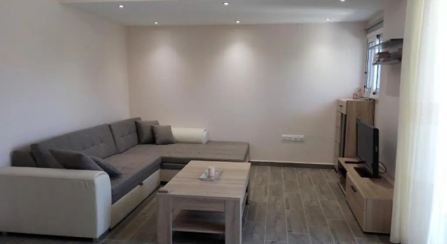 Helios & Elia family house, Забронировать Отель Отели периферии Ионических островов с парковкой, Парковка