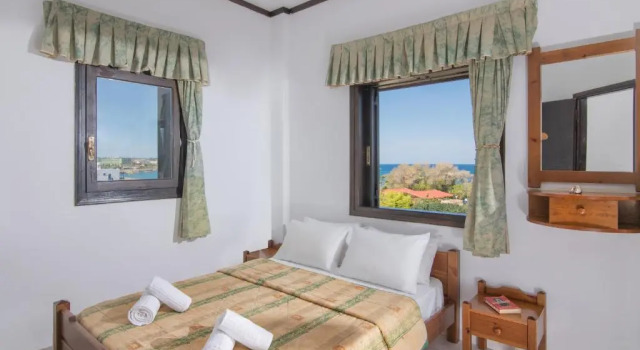 Апартаменты Family с видом на море Iliostasi Beach Apartments
