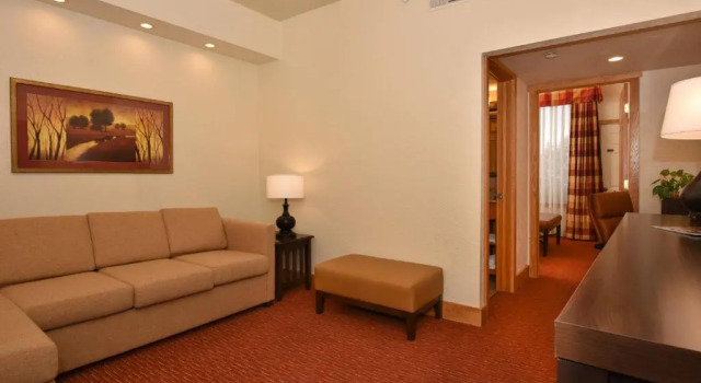 Familie Suite Slopeside Hotel by Seven Springs Resort