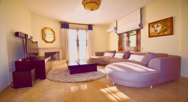 Villa 83 - Diyala
