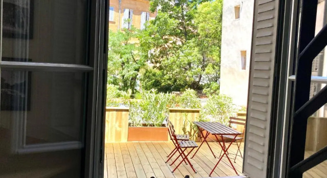 Полулюкс Les Suites du Cours & Spa