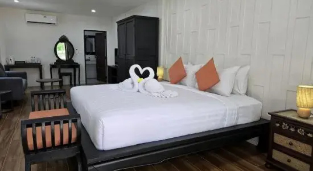 Полулюкс с балконом Blue Palm Residence Kata