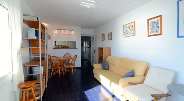 Apartamentos Front Mar