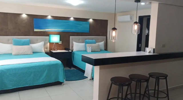 Двухместный полулюкс Hotel Cortez Baja Inn, Ensenada