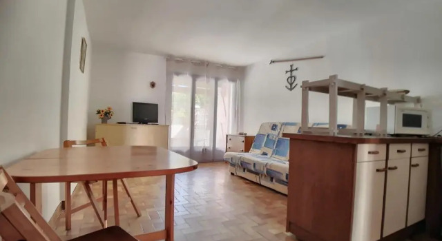 Studio Saintes-Maries-de-la-Mer, 1 pièce, 4 personnes - FR-1-475-49