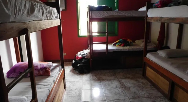 Кровать в общем номере Vibe Hostel Paraty