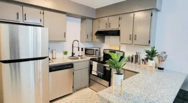 Gorgeous Spacious Condo Centrally located in OKC, Buchen Sie Ferienwohnung Oklahoma City Oklahoma
