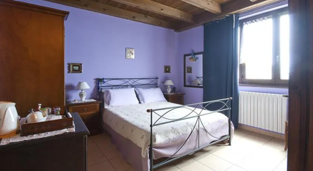 B&B Poggio Solivo, Book Bed and Breakfast Hotels in Bellano with Parking, Parking