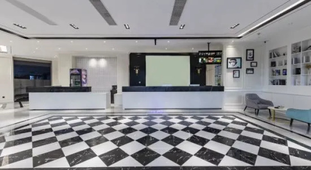 Holiday Inn Zanshuo (Mianyang West Lendu Branch), Prenota Hotel Hotel a Mianyang con parcheggio, Parcheggio