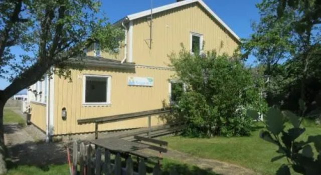 Vallersviks Vandrarhem Änggården, Book Hotel  