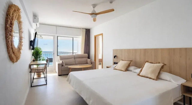 Семейная студия с видом на море Apartamentos Mirador