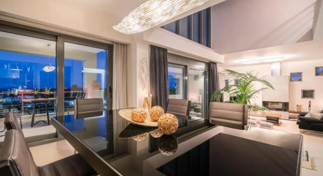 Akemi Luxury Villa, Забронировать Вилла Виллы Циливи, Вилла
