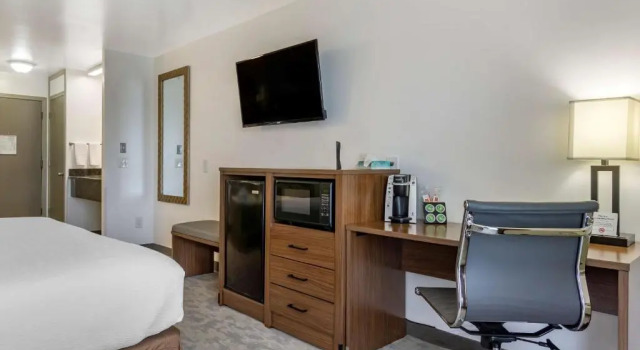 Номер Standard с видом на озеро Best Western PLUS Lake Front Hotel