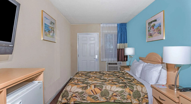 Двухместный номер Standard Howard Johnson by Wyndham Santa Cruz