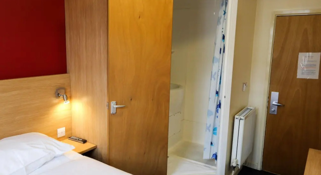 Одноместный номер Standard Colliers Hotel