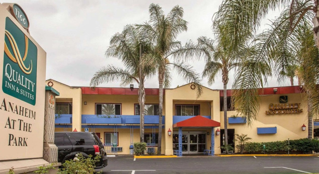 Quality Inn & Suites Anaheim At The Park