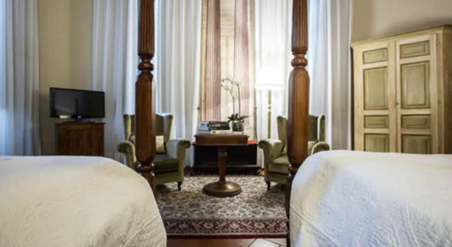Четырёхместный полулюкс Hotel Burchianti