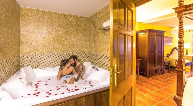 Люкс Royal Hotel & Spa Etxegana