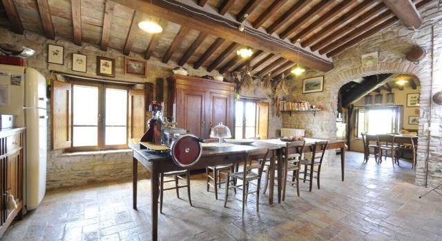 Meone, Réserver Hôtel Città di Castello Ombrie