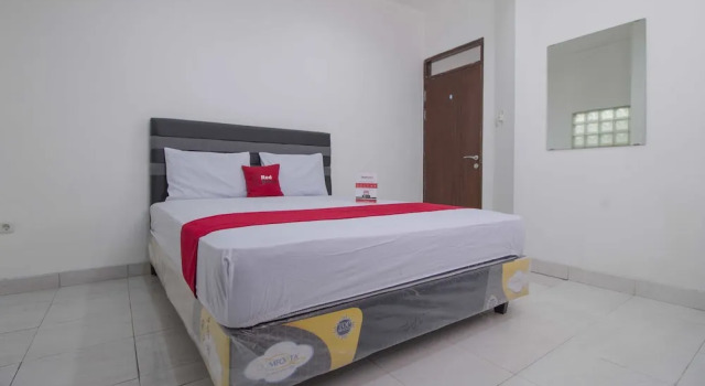 RedDoorz near Teras Kota 2