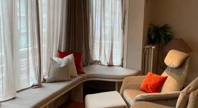 Апартаменты Ruim appartement vlakbij zee met parking