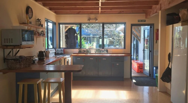 Raglan Backpackers, Забронировать Отель Раглан Вайкато