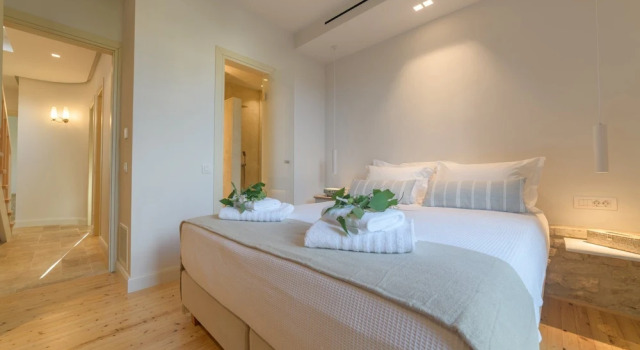 Коттедж Deluxe с 2 комнатами с балконом Carpofoli Corfu Town Serviced Luxury Suites