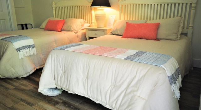 Четырёхместный номер Standard Meris Gardens Bethany