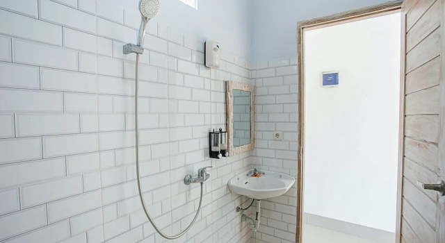 Двухместный номер Deluxe с балконом и с видом на море Rumah Marta Ceningan Island