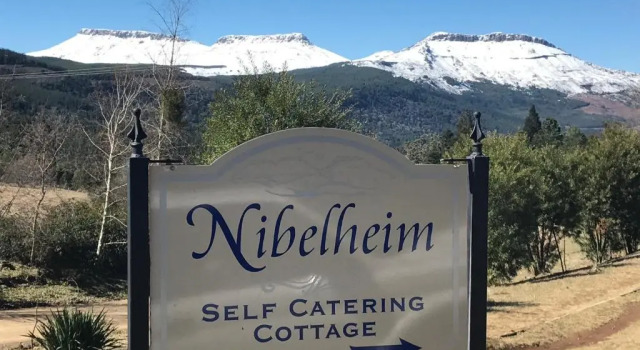 Chalé 1 quarto Nibelheim Self Catering Cottage